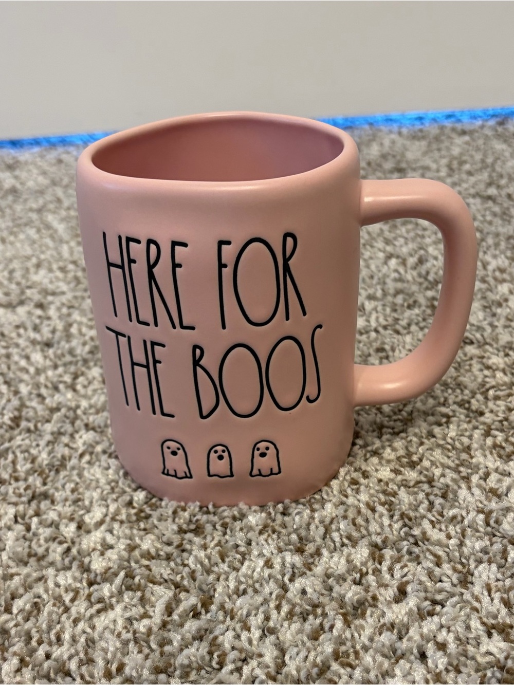 New Without Tags Rae Dunn “Here For The Boos” Mug With Ghosts